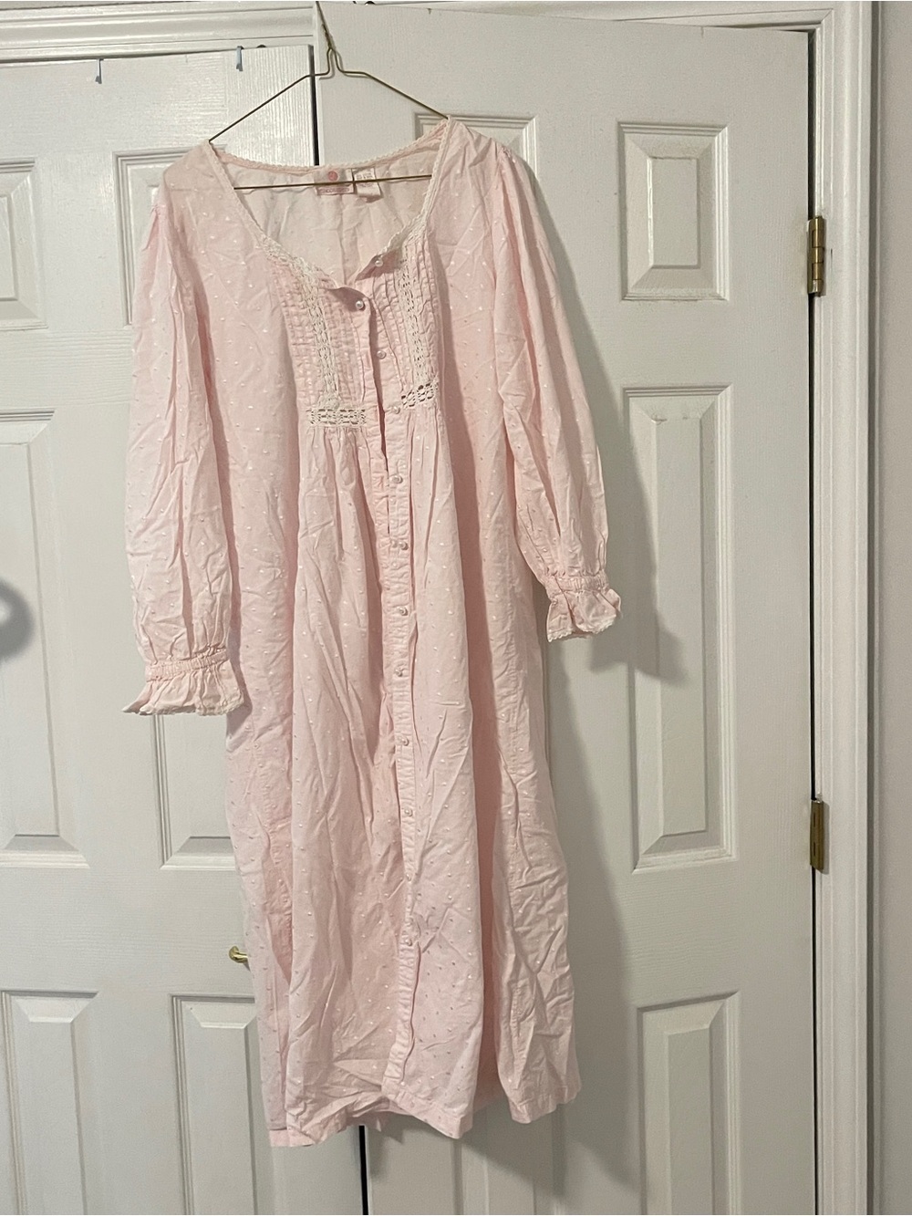 Women's Long Button-Front Nightgown - Light Pink